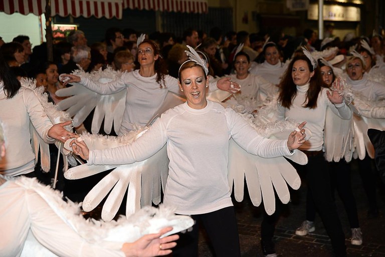 Comparsas participantes en las rúas de Carnaval (foto: Localpres)