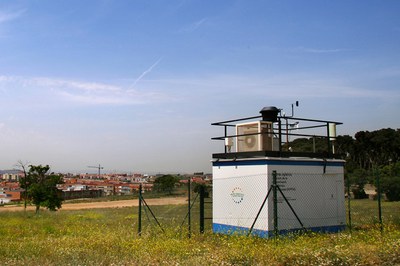 En Ca n'Oriol hay ubicada una cabina de vigilancia y previsión de la contaminación atmosférica (foto: Ramon Vilalta).