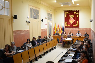 El sorteo de los miembros de mesa se ha realizado en el marco de un pleno extraordinario (foto: Ayuntamiento de Rubí).