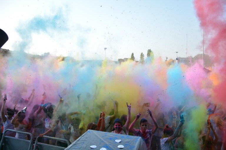 Holi Doly Rubí Festival