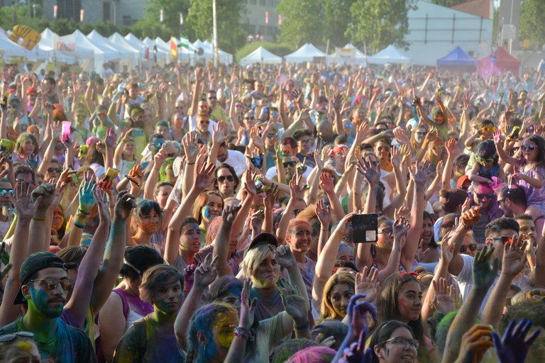 Holi Doly Rubí Festival