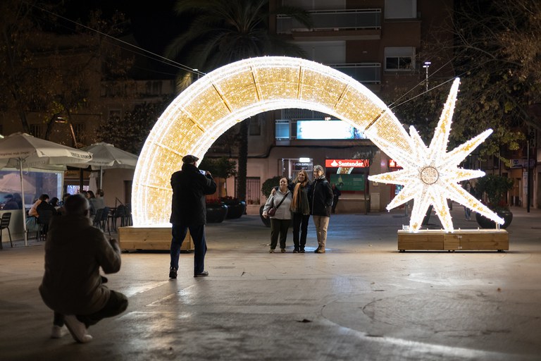 Estrella de la pl. Catalunya (foto: Ayuntamiento de Rubí - Lali Puig)