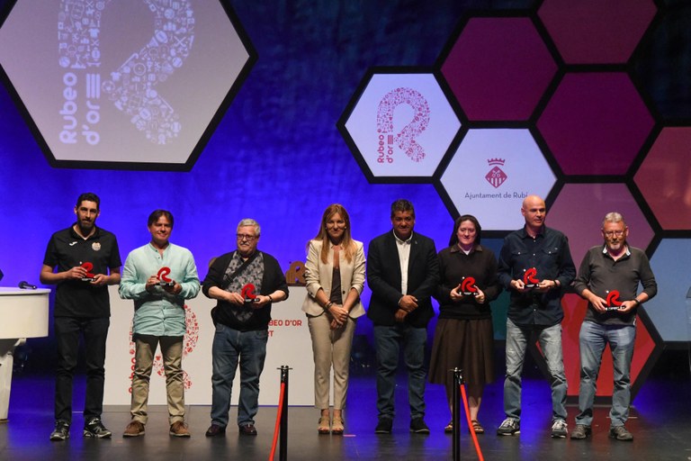 Penya Blaugrana Ramon Llorenç, Club Esportiu Maristes Rubí, Club Frontenis Rubí, Club Petanca Vallés, Secció Esportiva Regina Carmeli, Club Sportenis Rubí, Club Balmes Rubí, Penya Bética Rubí